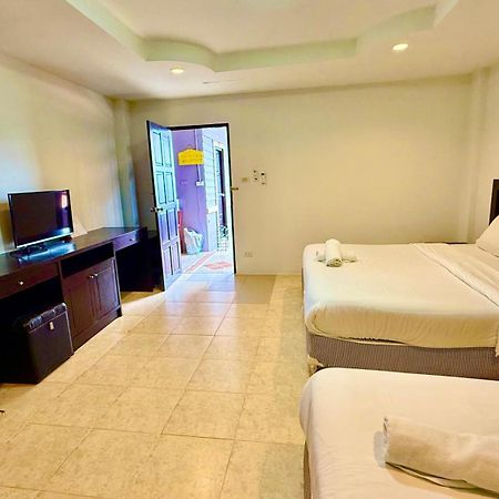 Hill Side Patong Hotel Екстериор снимка