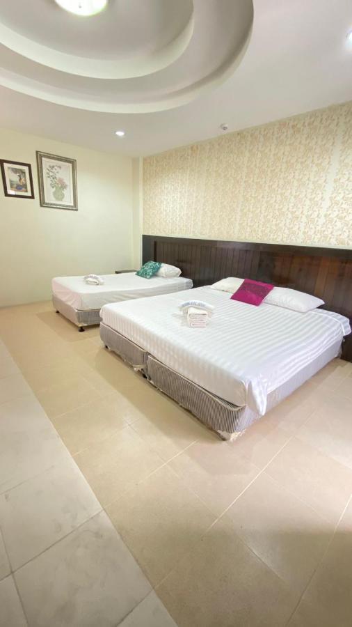 Hill Side Patong Hotel Екстериор снимка