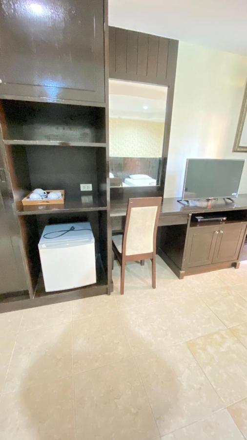 Hill Side Patong Hotel Екстериор снимка