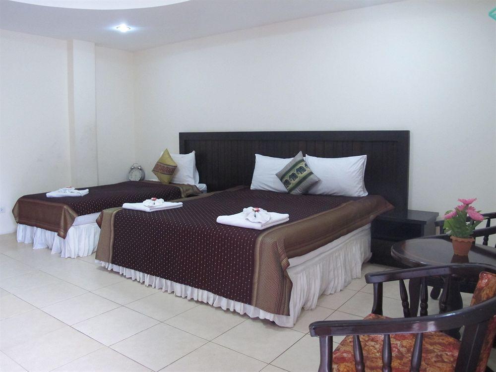 Hill Side Patong Hotel Екстериор снимка