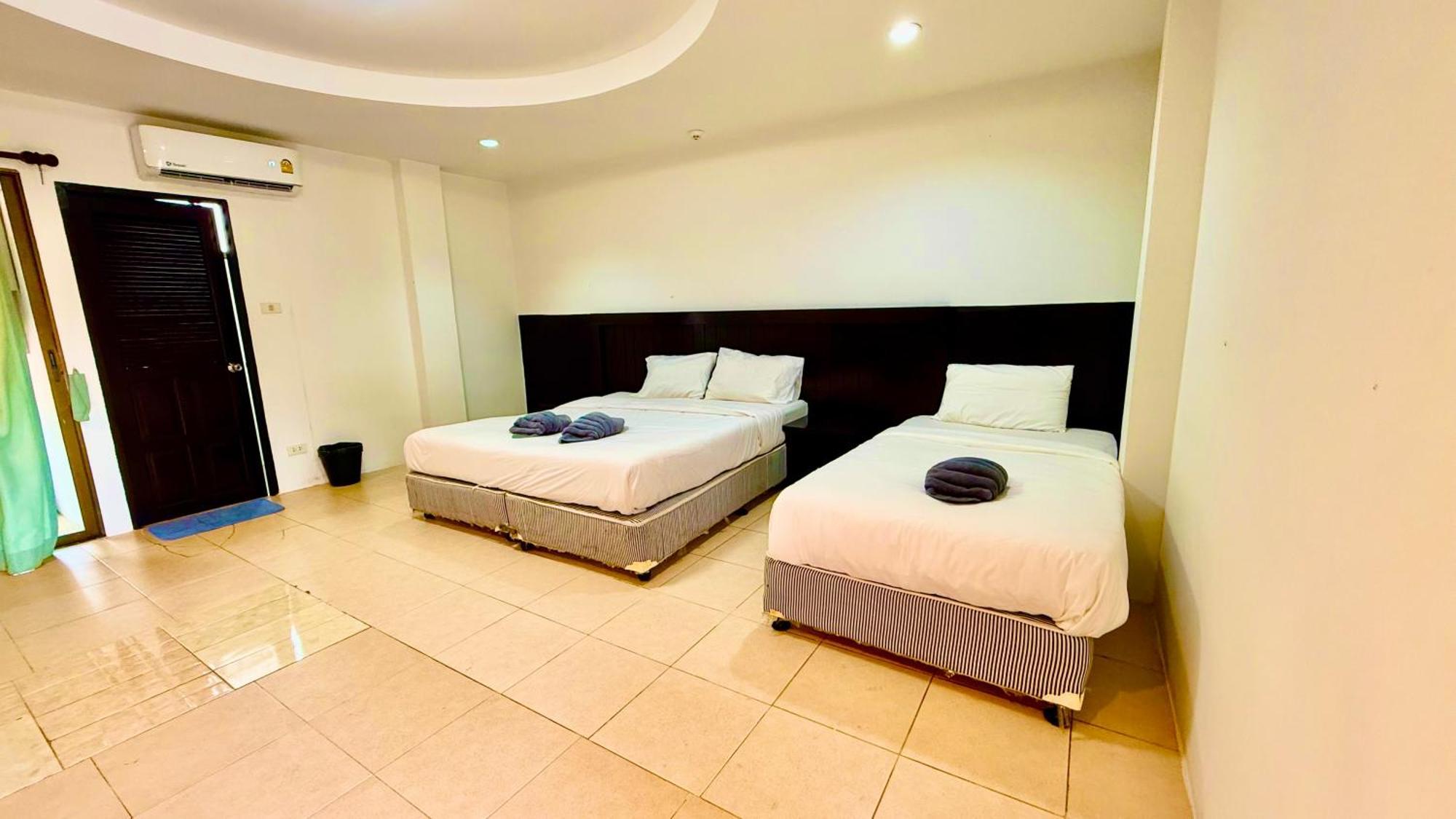Hill Side Patong Hotel Екстериор снимка